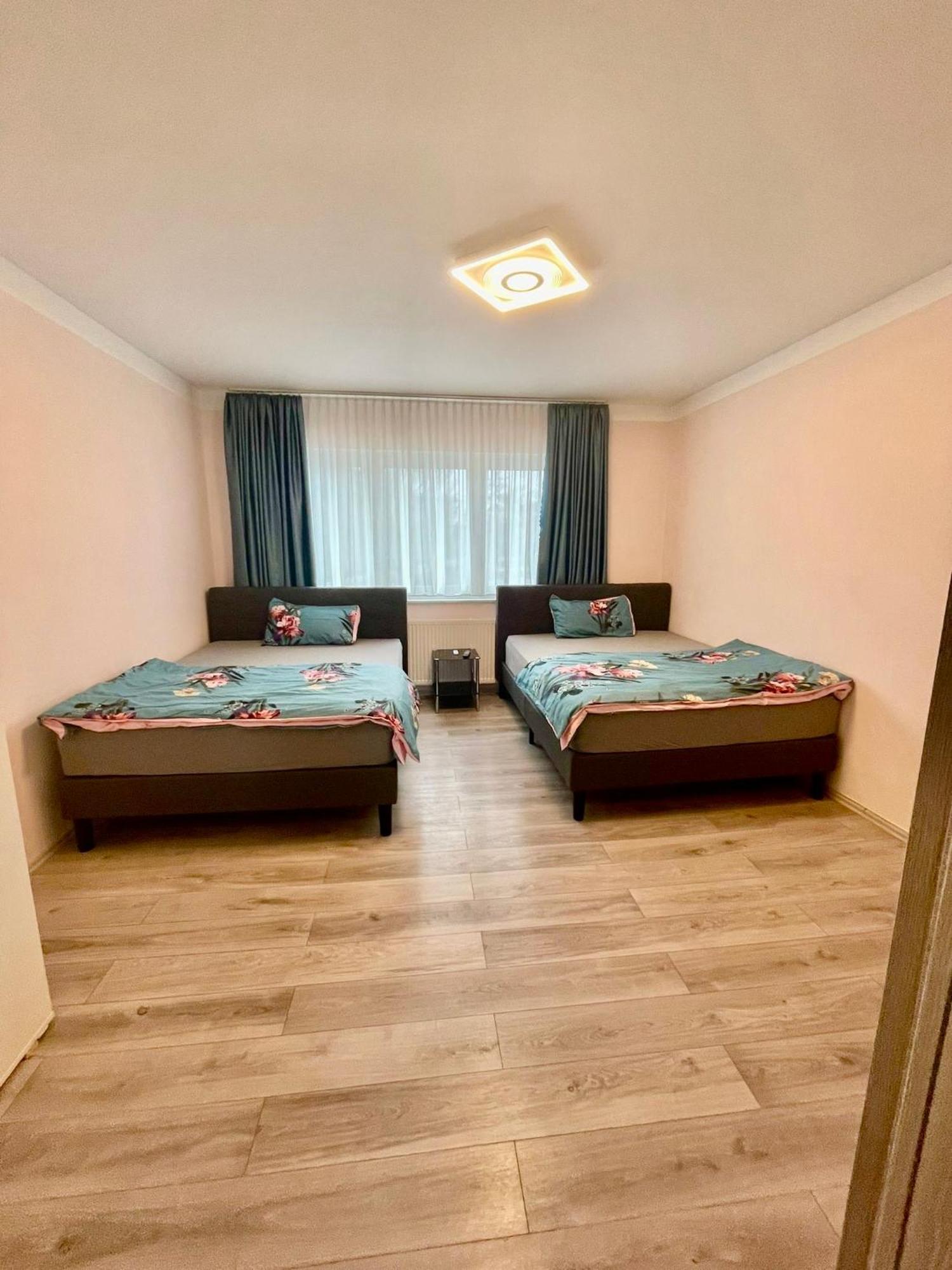 Leo Apartment Zentrum Ruesselsheim Luaran gambar