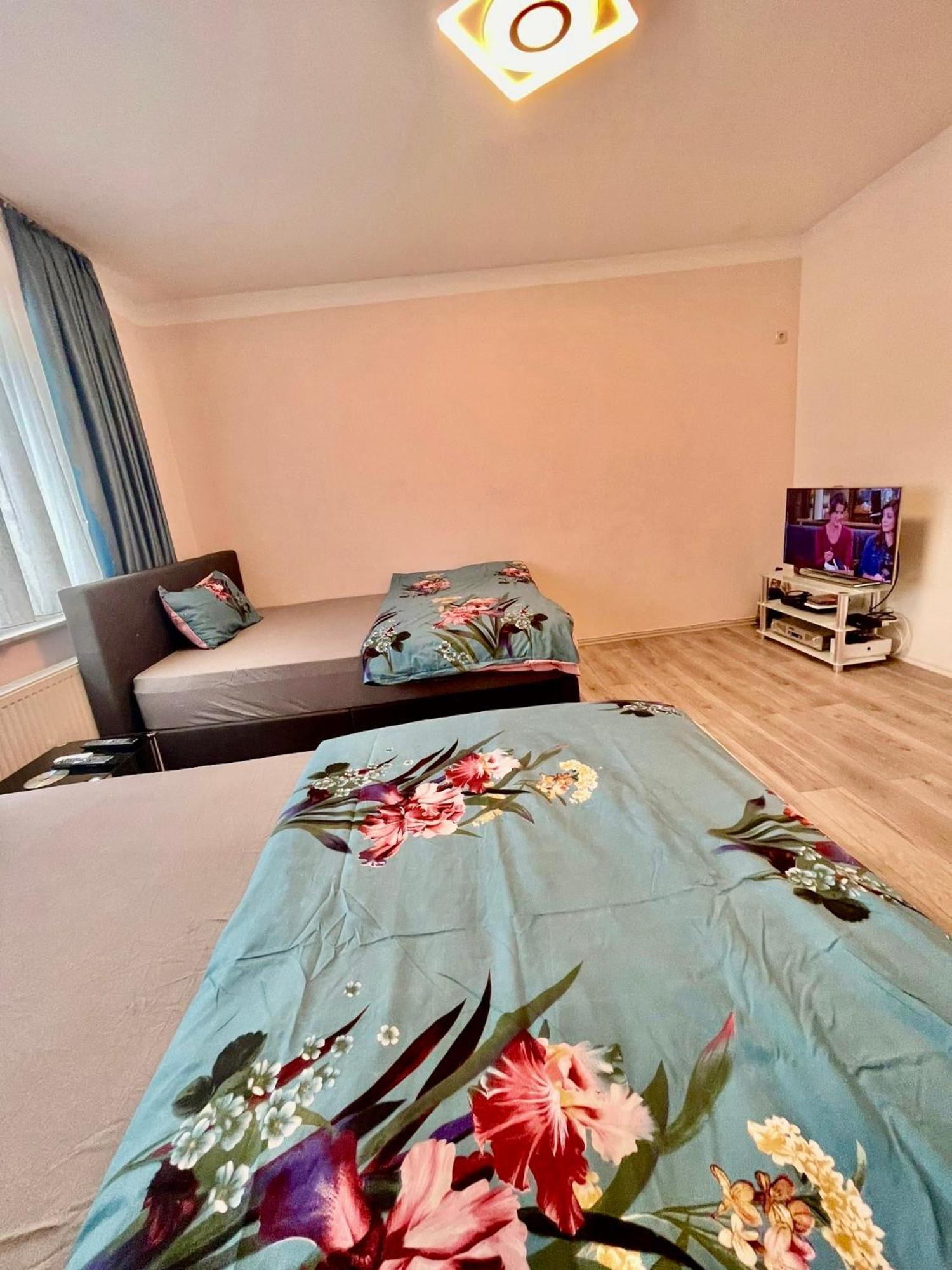 Leo Apartment Zentrum Ruesselsheim Luaran gambar